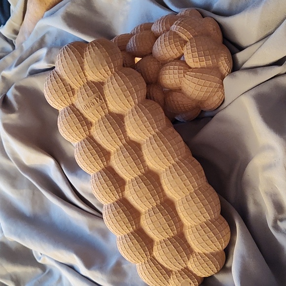 FASHION NOVA WOMEN'S SLIDES SIZE 10 - Picture 3 of 8